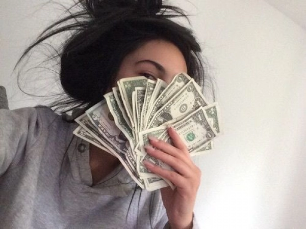 Предлагаем вам изменить свою жизнь прямо здесь и сейчас, сделайте уверенный шаг в светлое будущее